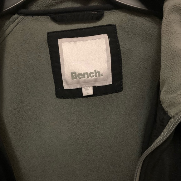 Bench Fleece Jacket - Picture 2 of 3